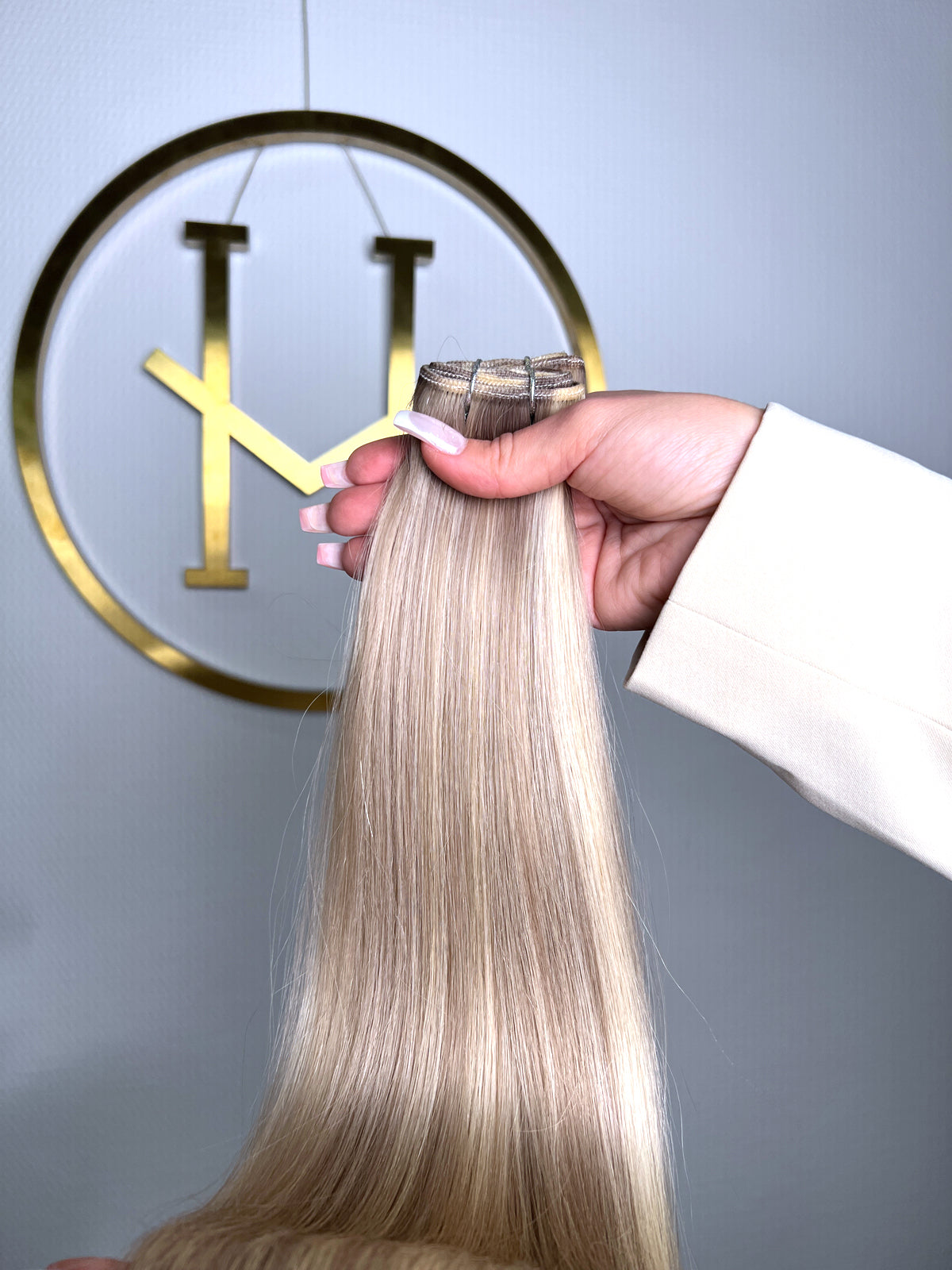 TRESSEN #FROSTY GESTRÄHNTES LICHTBLOND ASCH UND MITTELBLOND PEARL RU GLATT CLASSIC WEFT ♡
