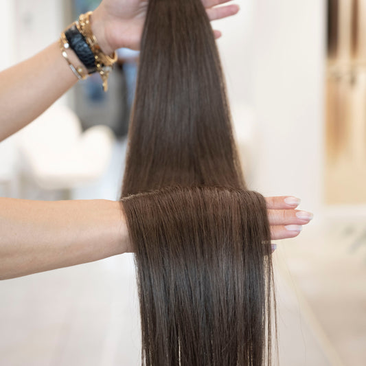 #3A MITTELASCHBRAUNE US WELLIGE TRESSEN ECHTHAAR GENIUS WEFT 65CM ♡