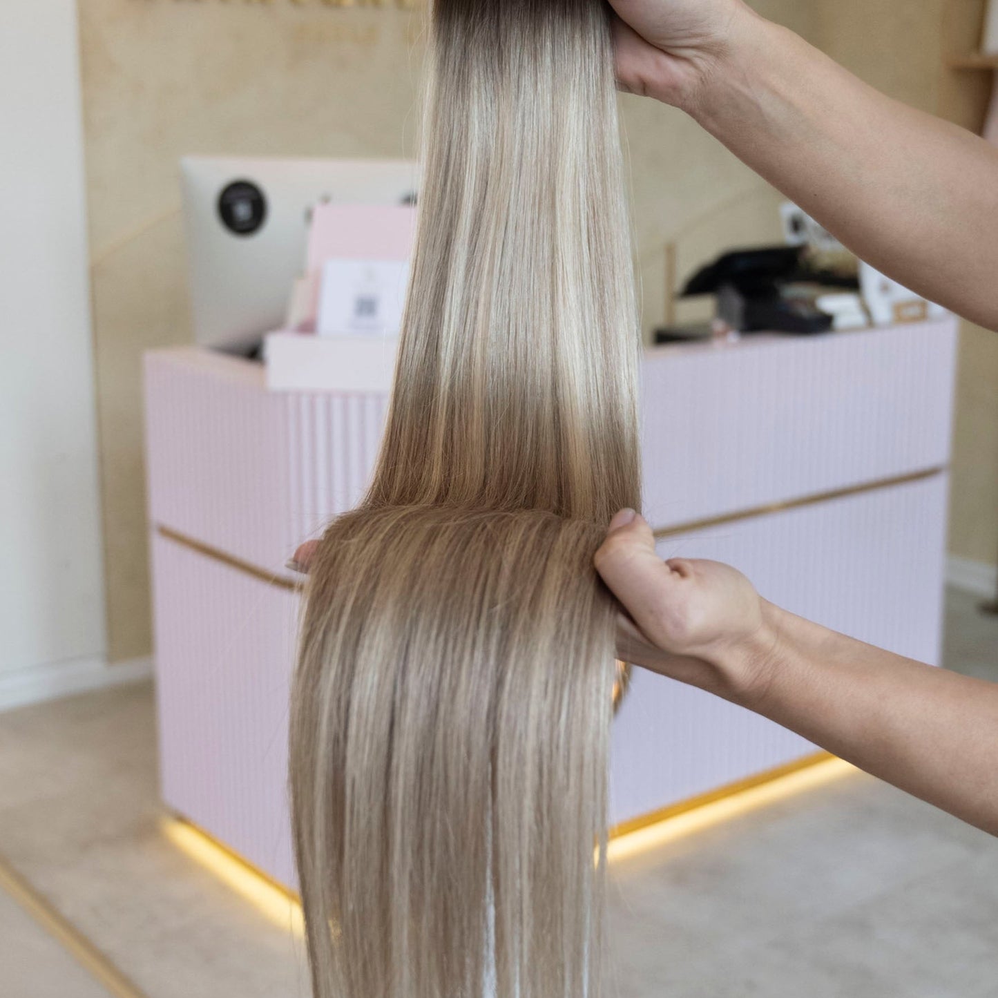 #LATTE BALAYAGE - INVISIBLE CLIP EXTENSIONS ♡