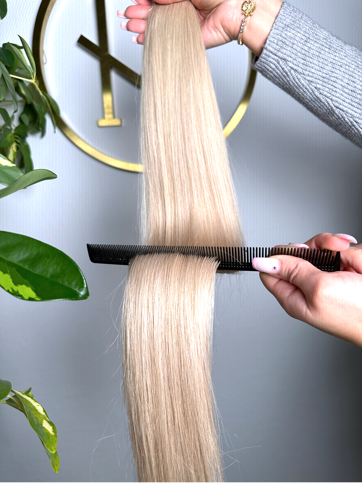 #SILVER ASCHBLONDE 55CM TAPE EXTESNIONS