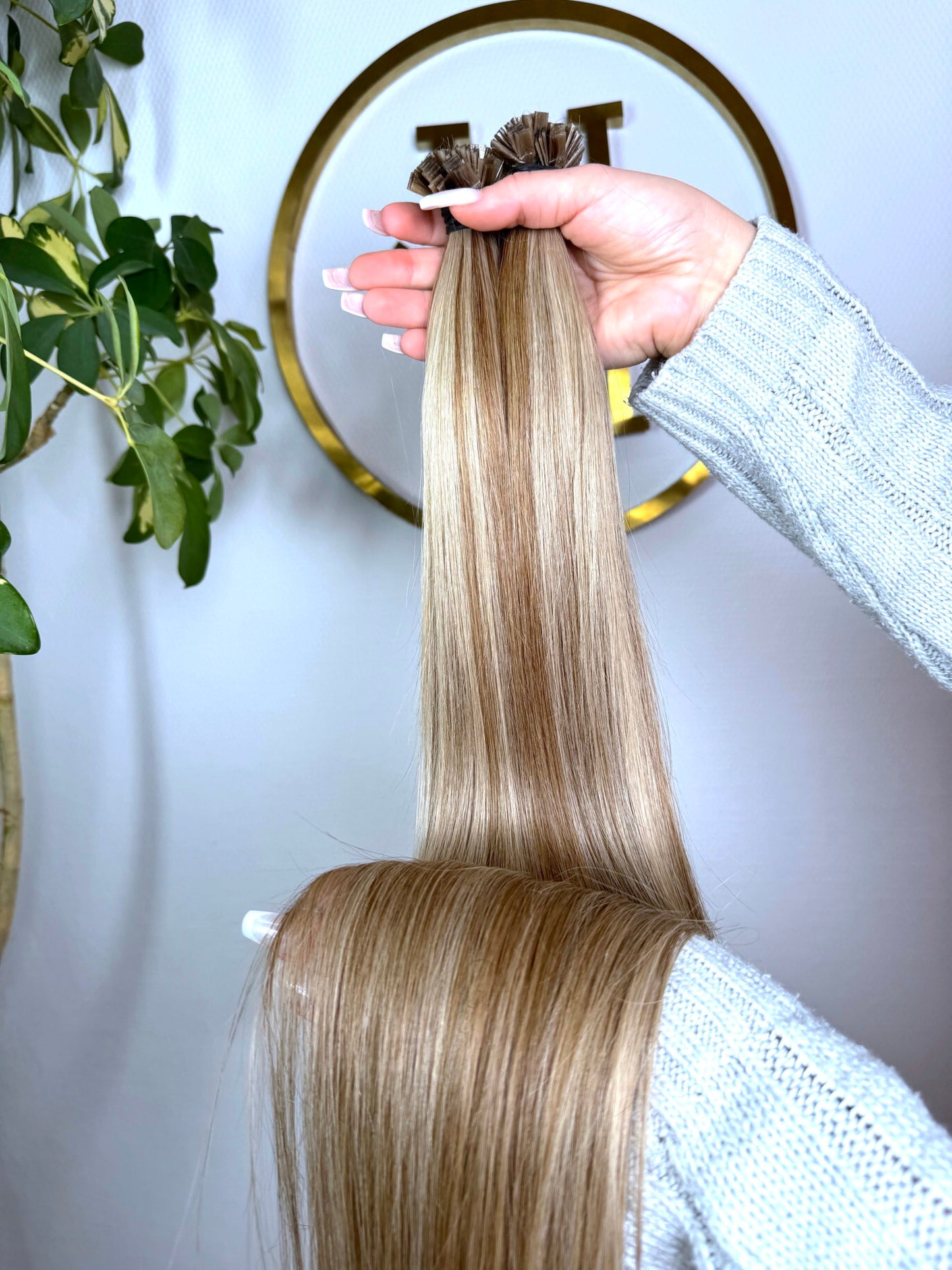 #5P18A KERATIN BONDINGS ASCHIG GESTRÄHNT 65CM ♡