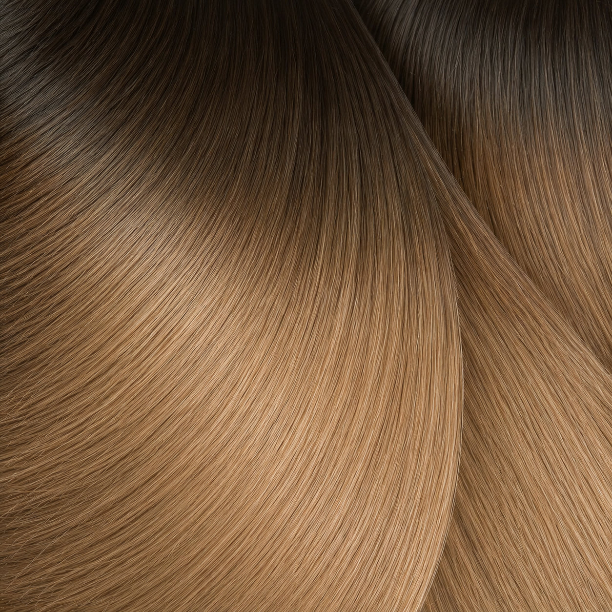 #2T14A Dunkelblond Ombré | Echthaar Tape Extensions 85 cm | US Wellig ♡