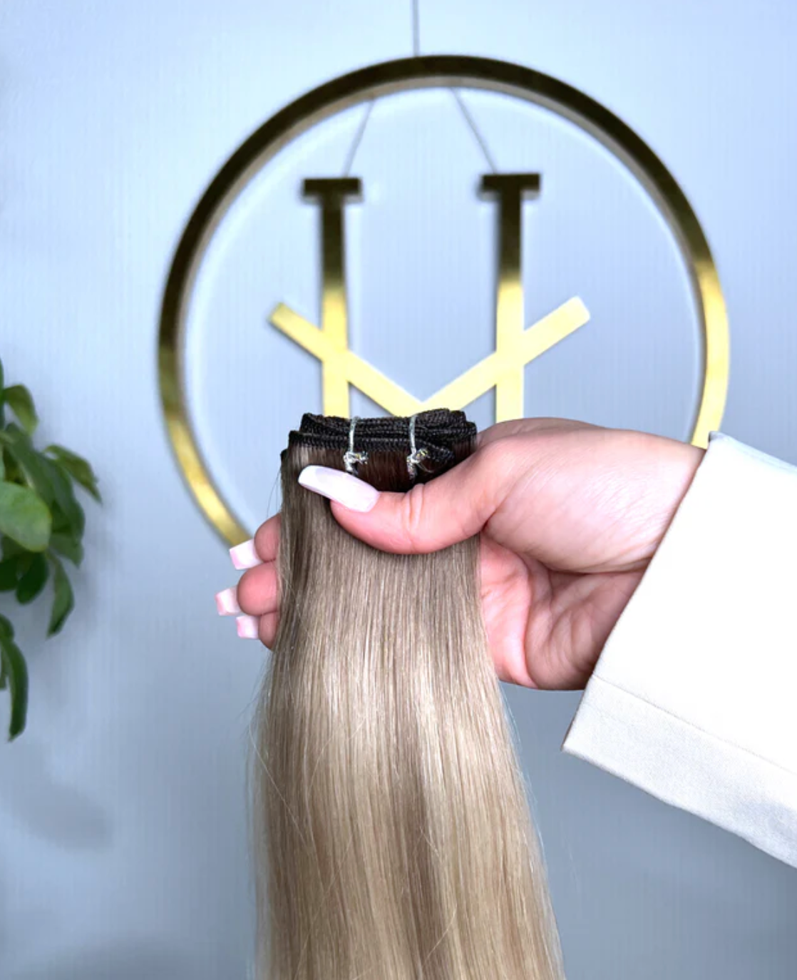 TRESSEN #SUN-KISSED BALAYAGE MITTELBRAUN UND GESTRÄHNTES LICHTBLOND GOLD RU GLATT CLASSIC WEFT ♡