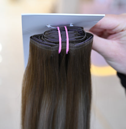 #CARAMEL FUDGE - INVISIBLE CLIP EXTENSIONS 150G -  BALAYAGE MITTELBRAUN MIT HELLBLOND ASCH ALS HIGHLIGHTS ♡
