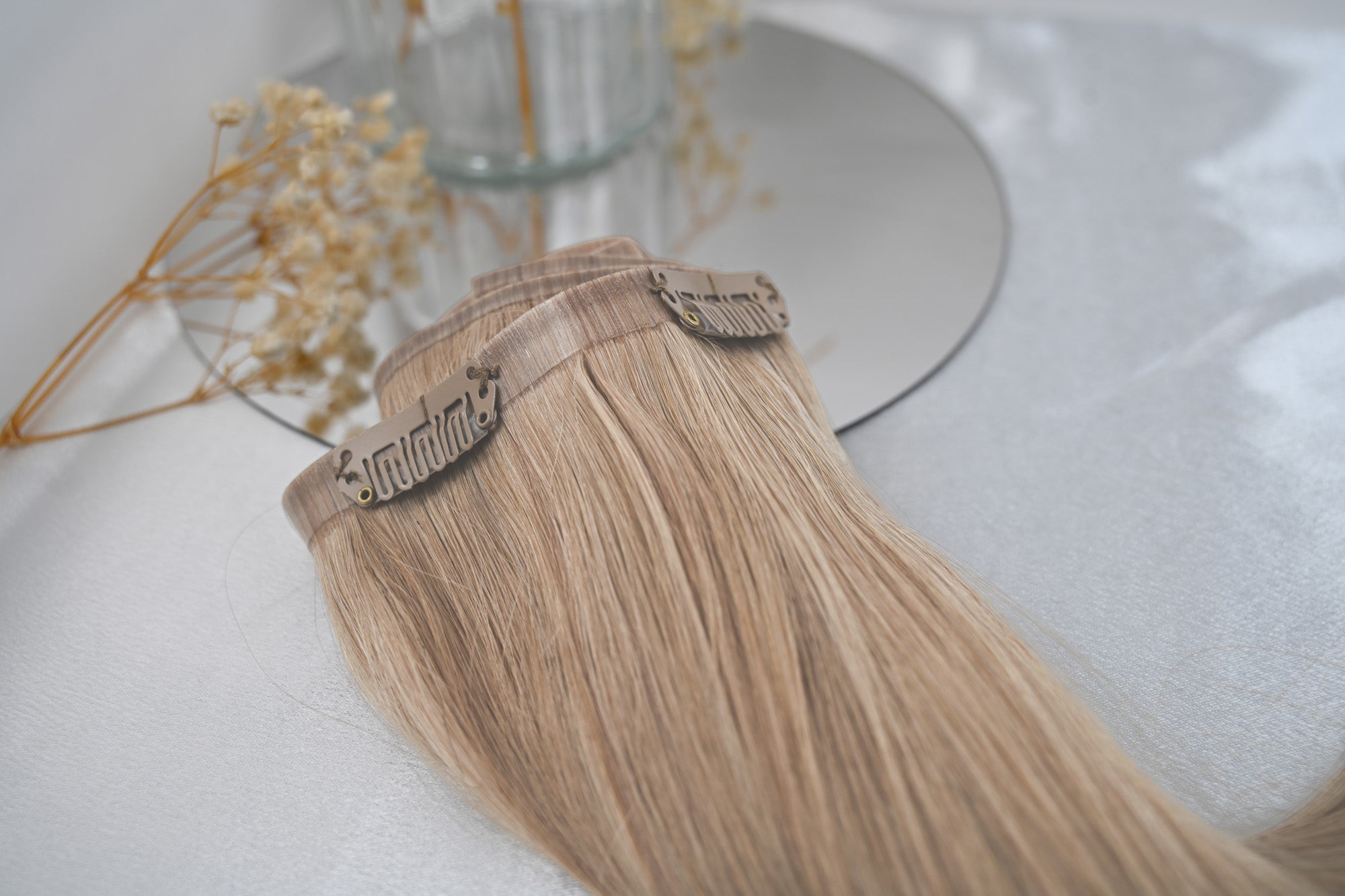 #TAUPE - INVISIBLE CLIP EXTENSIONS 225G