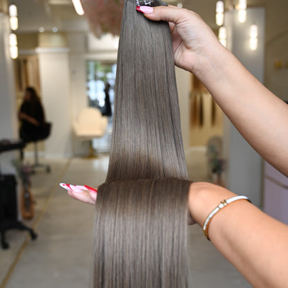 #SMOKY TAUPE GENIUS WEFT RUSSISCHES GLATTES HAAR  60CM ♡