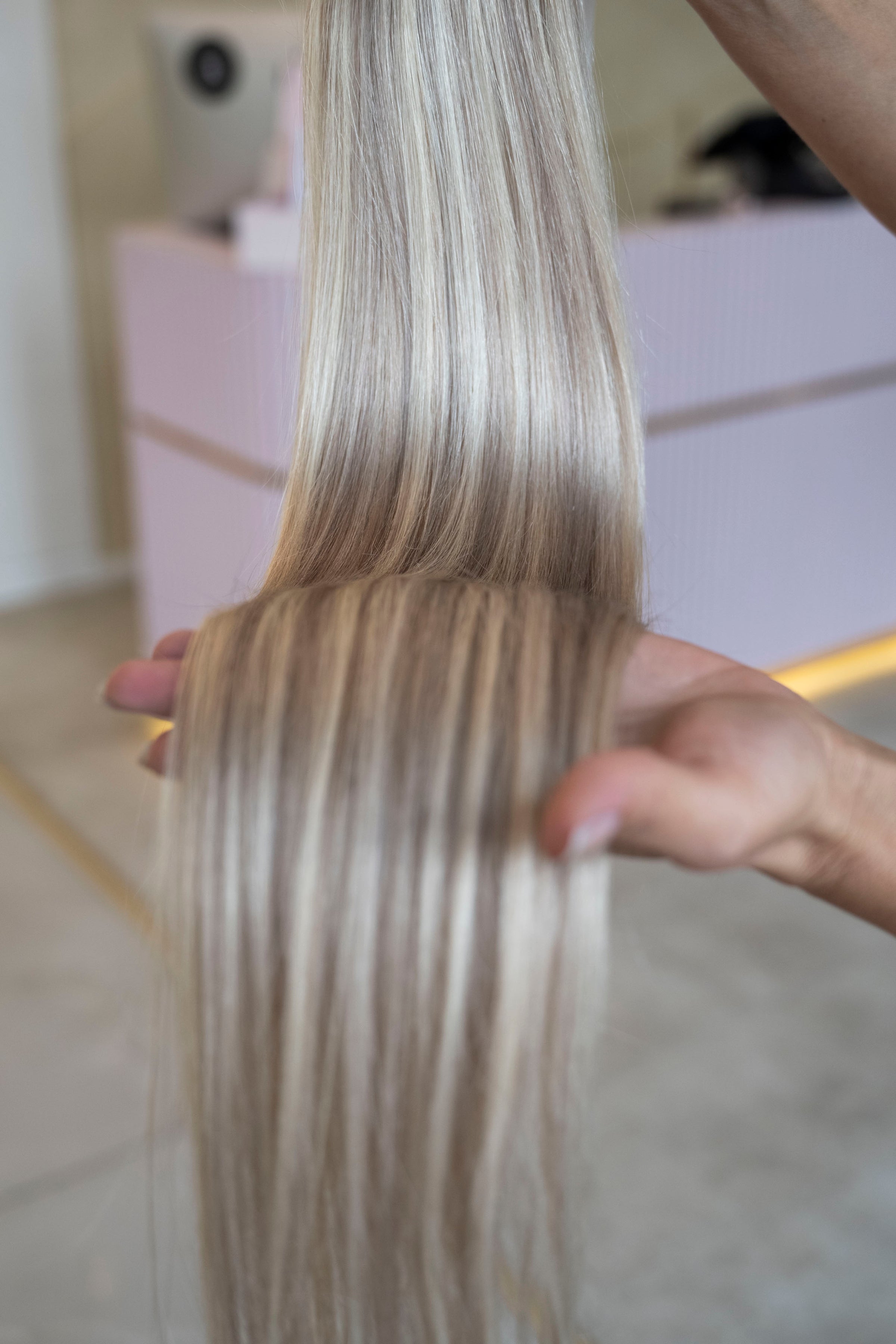 Butter Cream | Echthaar Tressen – Invisible Butterfly, glatt (RU)