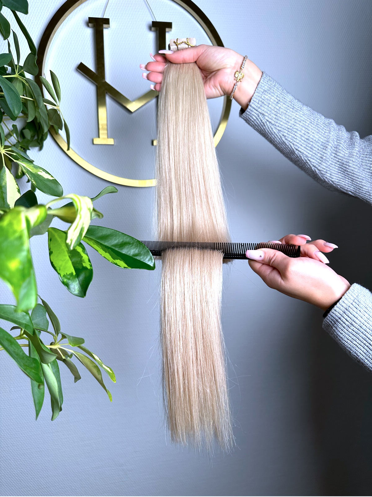 #SILVER ASCHBLONDE US WELLIGE TAPE EXTENSIONS 55CM ♡