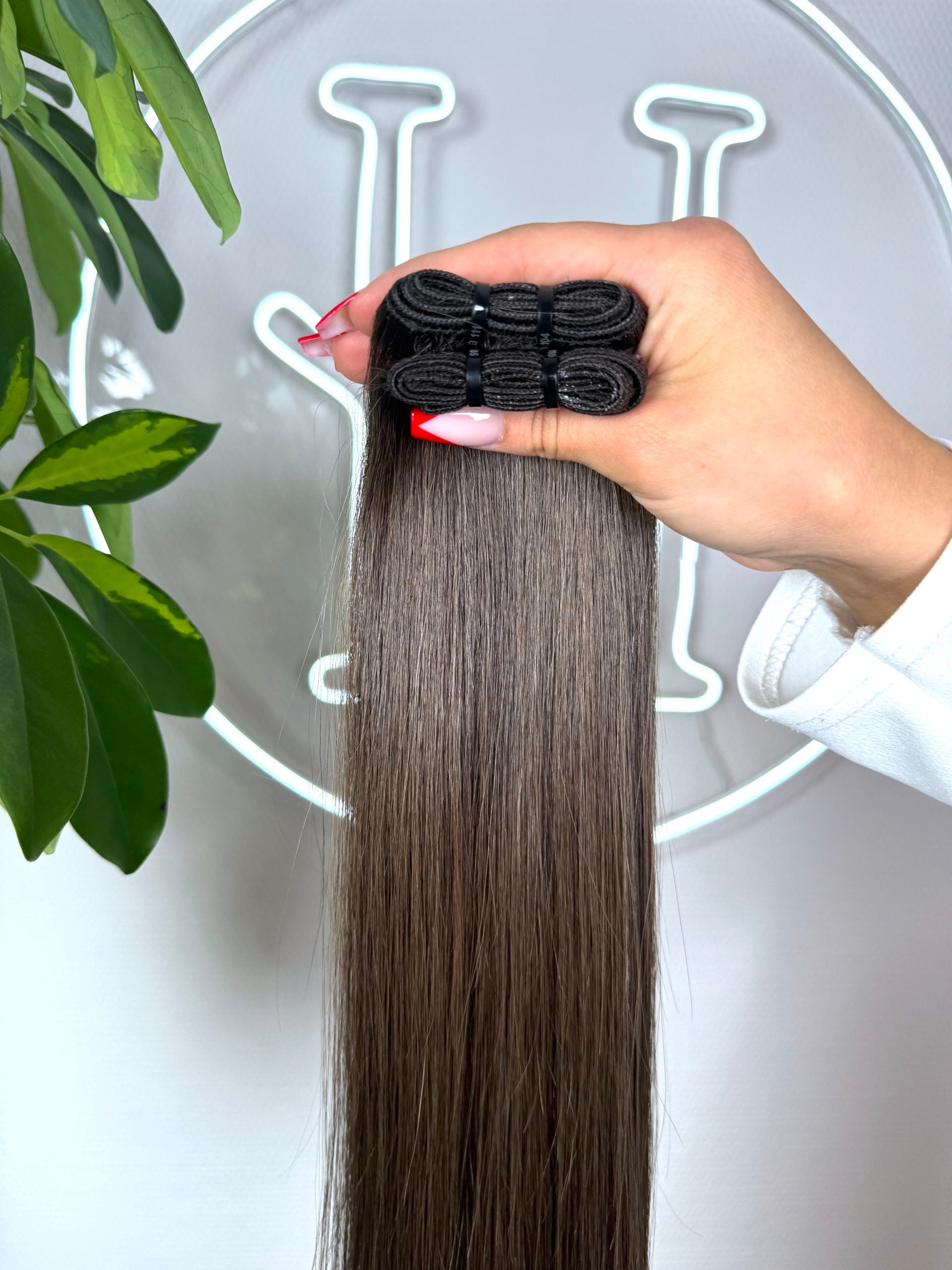 #2A ASCHBRAUNE US WELLIGE TRESSEN CLASSIC ECHTHAAR  65CM ♡