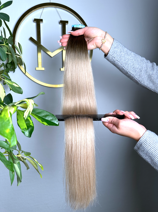 #2T18A OMBRÉ KÜHLES BLOND TAPE EXTENSIONS 55CM ♡