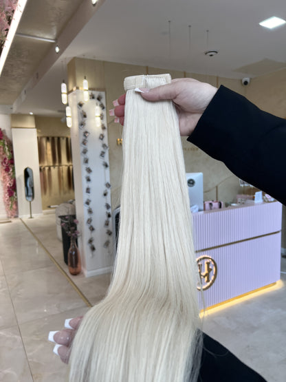#PEARL WHITE PONYTAIL 130G - 65CM