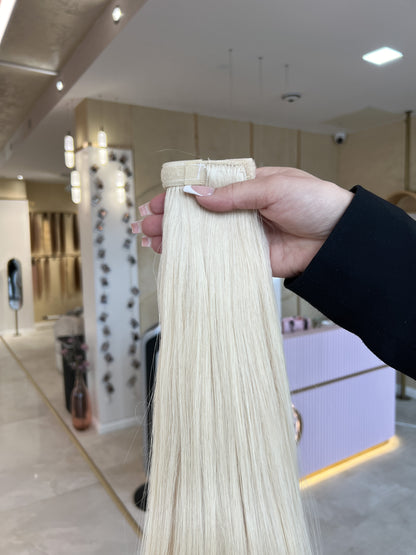 #PEARL WHITE PONYTAIL 130G - 65CM