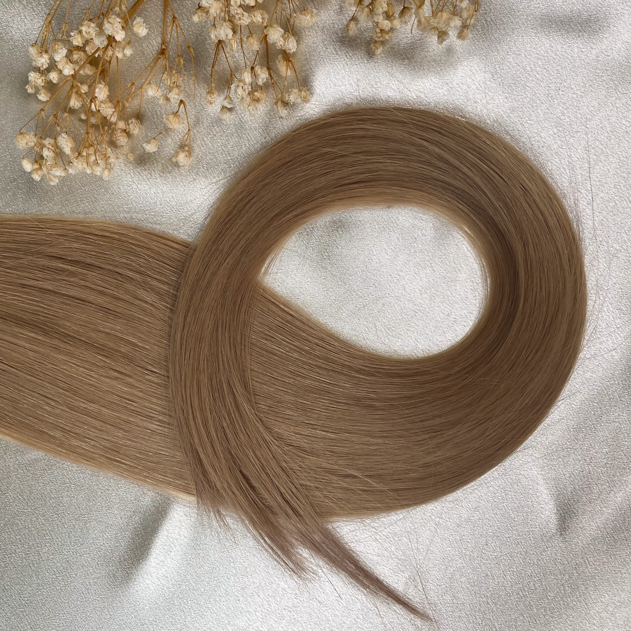 #LATTE BROWN - KÜHLES HELLBRAUN STANDARD RUSSISCHE TAPE EXTENSIONS GLATT ♡