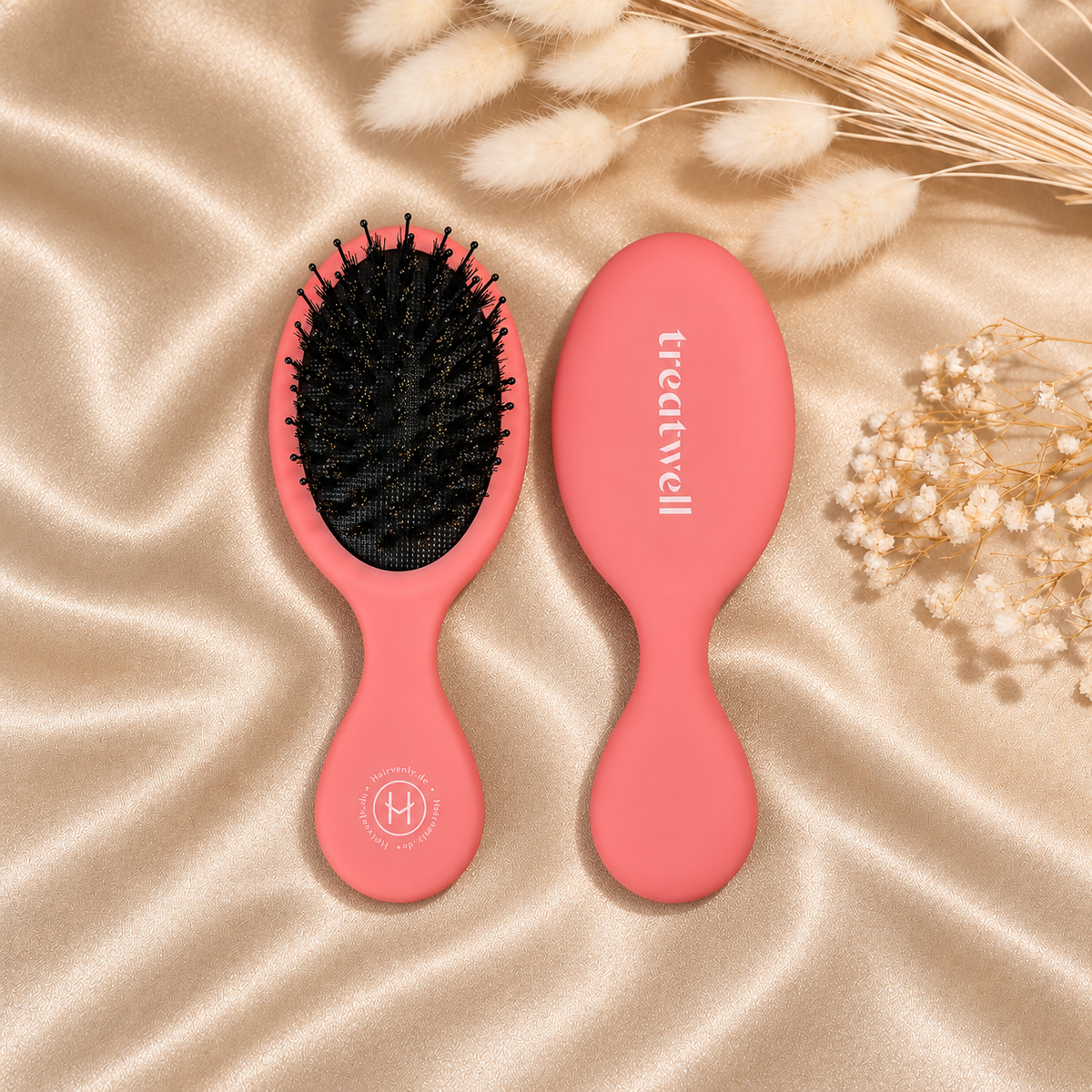 Mini Haarbürste für unterwegs | Hairvenly x Treatwell