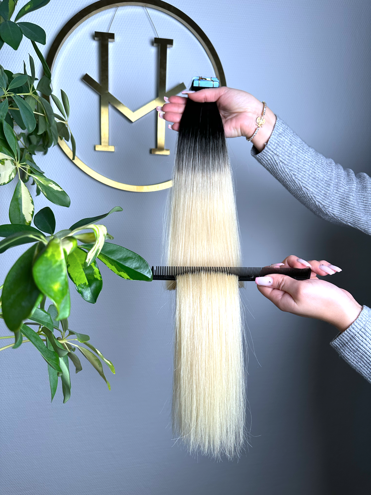 #1T613 PLATINBLOND OMBRÉ TAPE EXTENSIONS 65CM ♡