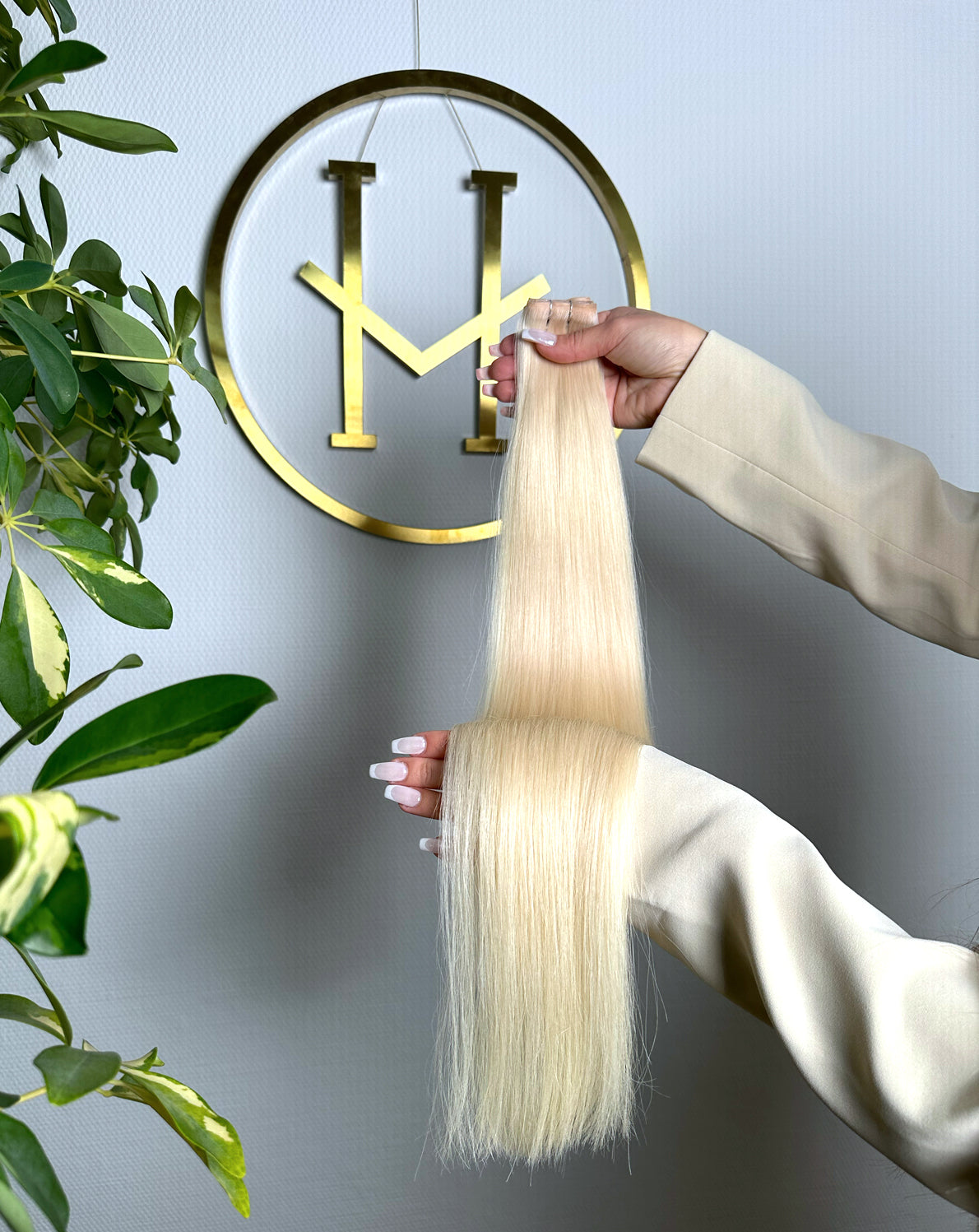 Platin | Echthaar Tressen – Invisible Butterfly, glatt (RU)