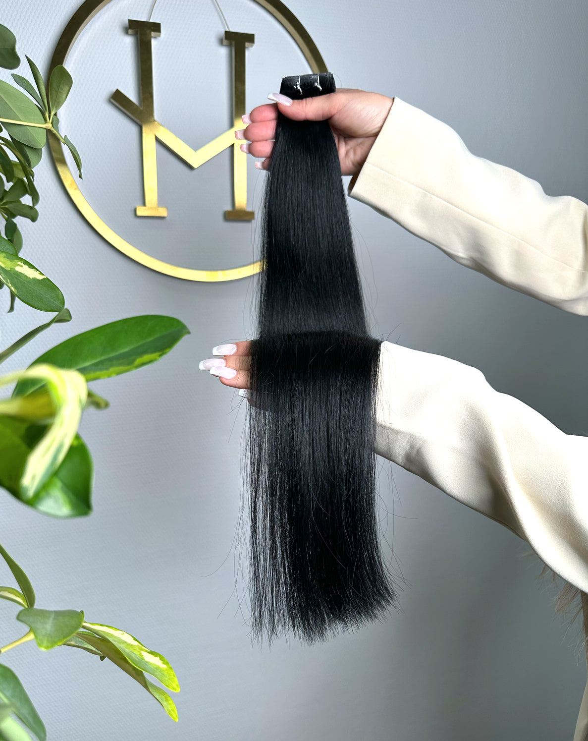 Ebony | Russische Echthaar Tressen – Invisible (Butterfly), glatt