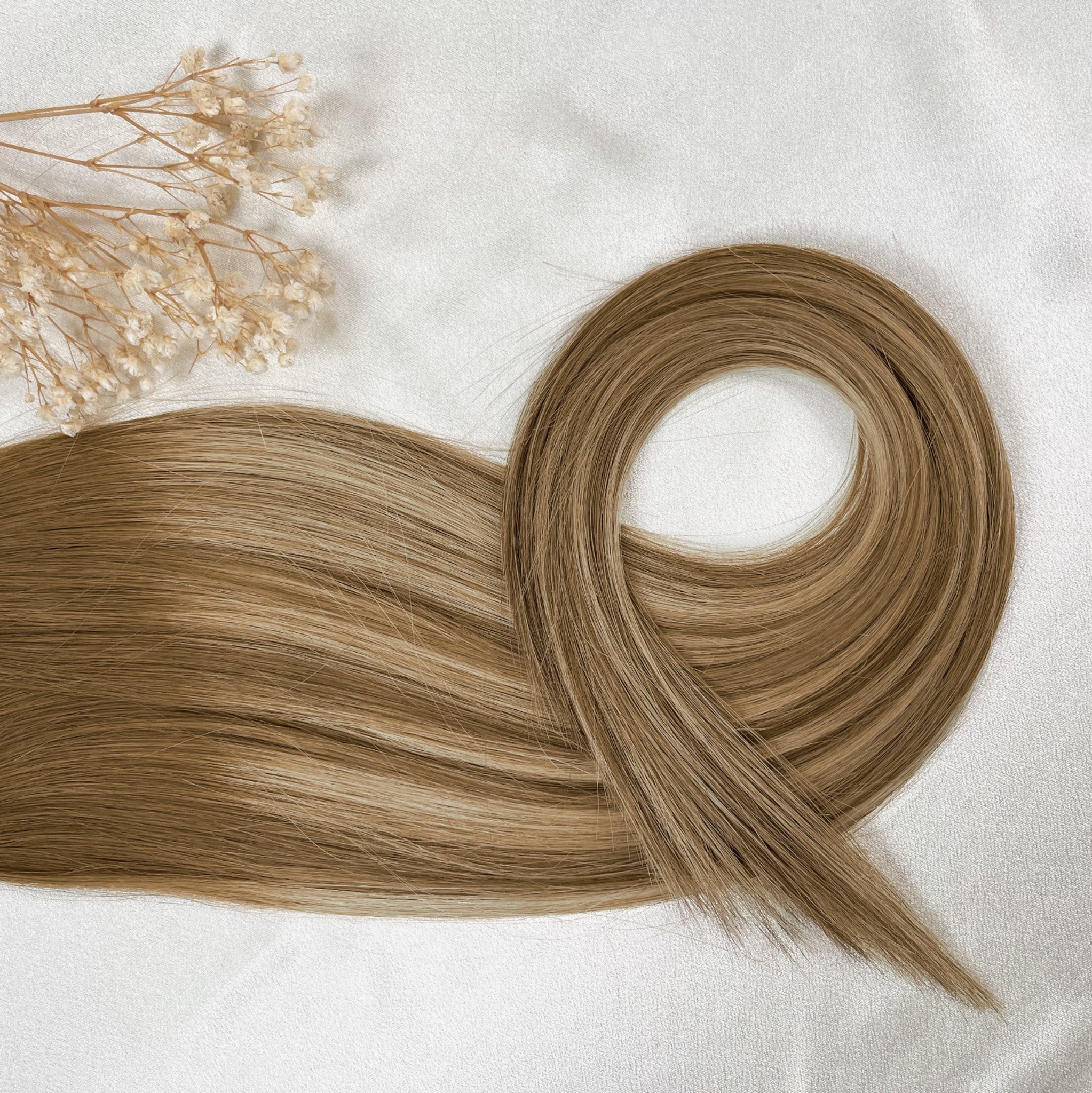 #SUN-KISSED STANDARD RUSSISCHE TAPE EXTENSIONS GLATT ♡