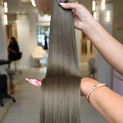 Smoky Taupe | Echthaar Tressen – Invisible Butterfly, glatt (RU)