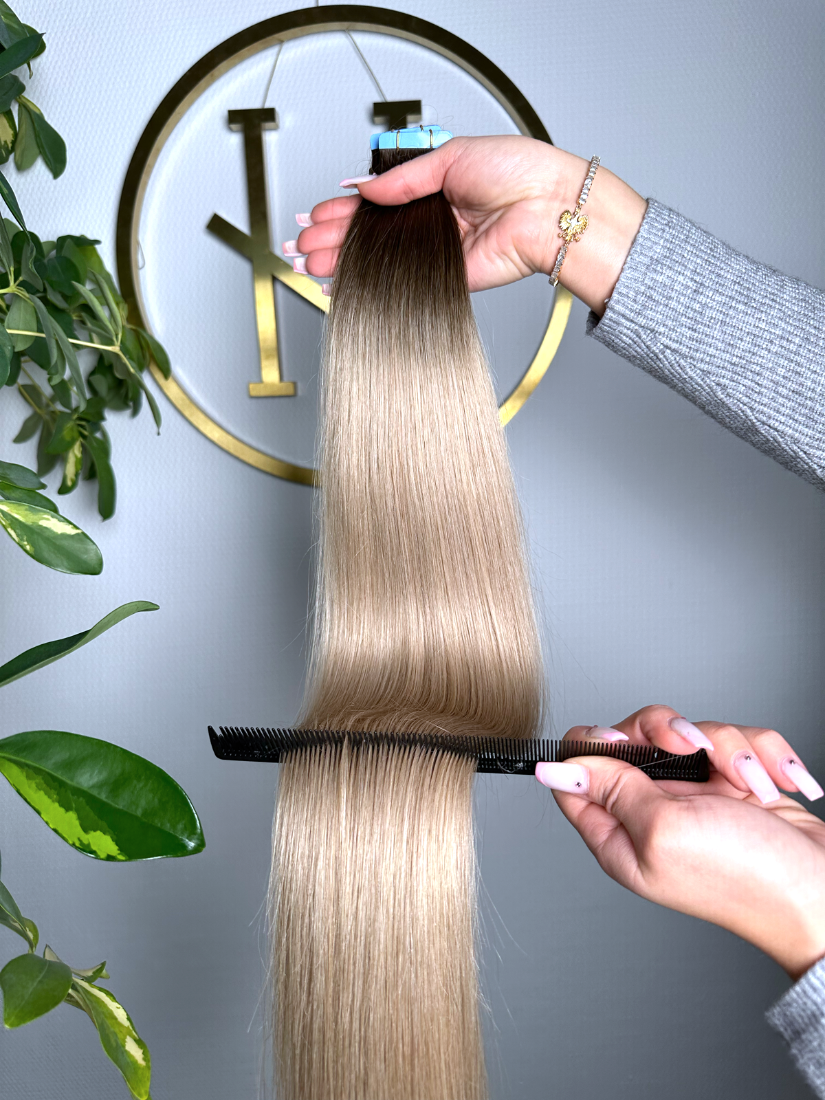 #2T18A OMBRÉ KÜHLES BLOND  US WELLIGE TAPE EXTENSIONS 55CM ♡
